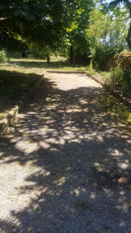 Chambres Et Gite Dans Un Lieu Calme Et Champetre Gourge Les Grippeaux Proche Parthenay Exterior photo